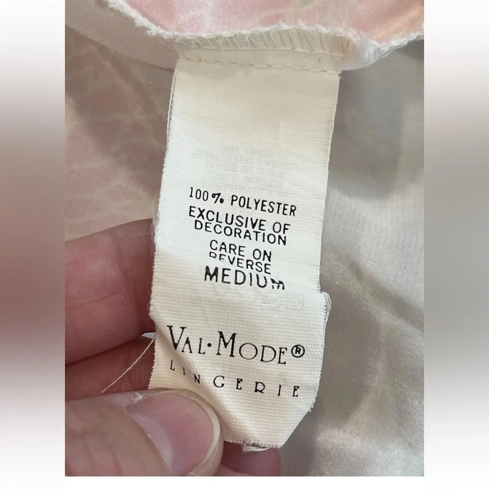 Val Mode lingerie ladies short silky kimono style bathroom size medium‎ romantic